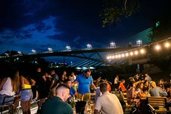 Gradske plaže sve više postaju omiljeno mjesto okupljanja Podgoričana Gradske plaže sve više postaju omiljeno mjesto okupljanja Podgoričana