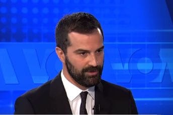 Vuković: Znakovito ćutanje Abazovića i ostalih članova Vlade, interesantno što na spisku sankcija Rusije nema ministra unutrašnjih poslova Vuković: Znakovito ćutanje Abazovića i ostalih članova Vlade, interesantno što na spisku sankcija Rusije nema ministra unutrašnjih poslova