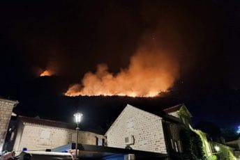 Hrvatska nam ustupa kanader, gasiće požare u Boki; Krivokapić: Hvala prijateljima i saveznicima