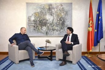 Abazović ugostio Peraka: Na narednoj sjednici Vlade aktuelizovaćemo pitanje bolje zdravstvene zaštite djece s posebnim potrebama Abazović ugostio Peraka: Na narednoj sjednici Vlade aktuelizovaćemo pitanje bolje zdravstvene zaštite djece s posebnim potrebama