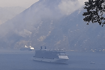 Expeditio: Vlada da traži pomoć za gašenje požara i zaštiti dio UNESCO baštine Expeditio: Vlada da traži pomoć za gašenje požara i zaštiti dio UNESCO baštine