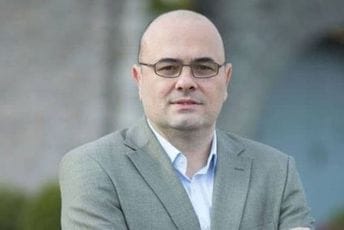 Doktor Ivan Ivanović novi vd direktora bolnice Danilo I Doktor Ivan Ivanović novi vd direktora bolnice Danilo I