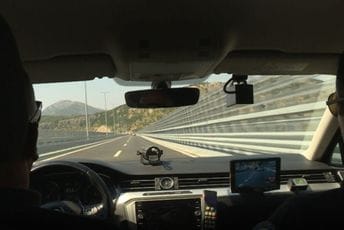 Presretač na auto-putu: Ozbiljna prekoračenja brzine kretanja Presretač na auto-putu: Ozbiljna prekoračenja brzine kretanja