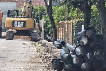 Podgorica: Počela izgradnja atmosferske kanalizacije u bočnim kracima Zmaj Jovine ulice Podgorica: Počela izgradnja atmosferske kanalizacije u bočnim kracima Zmaj Jovine ulice
