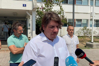 Radović: Situacija u Budvi loše izrežirana predstava Mandića i Abazovića Radović: Situacija u Budvi loše izrežirana predstava Mandića i Abazovića