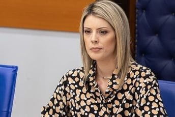 Novaković-Đurović: Abazović da ostane premijer Novaković-Đurović: Abazović da ostane premijer