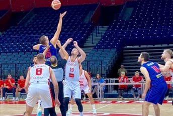 Košarkaši u utakmici zatvorenog tipa poraženi od Srbije Košarkaši u utakmici zatvorenog tipa poraženi od Srbije