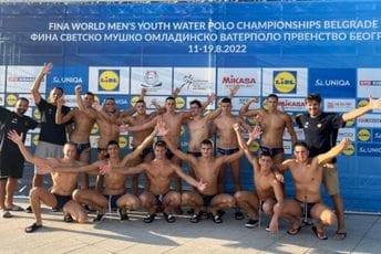 Mlade ''ajkule'' bolje od Španije Mlade ''ajkule'' bolje od Španije