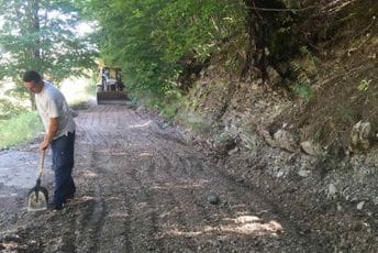 Vuković: Nastavljeni radovi na rekonstrukciji puta na Veruši Vuković: Nastavljeni radovi na rekonstrukciji puta na Veruši