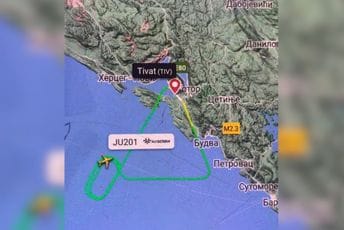 Putnici navode da je iz aviona kuljao dim, oglasili se i iz "Air Serbia" Putnici navode da je iz aviona kuljao dim, oglasili se i iz "Air Serbia"