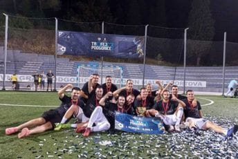 "Trofej Podgorice": Cetinjani pobijedili u finalu, naslov prvaka posvetili stradalim sugrađanima "Trofej Podgorice": Cetinjani pobijedili u finalu, naslov prvaka posvetili stradalim sugrađanima
