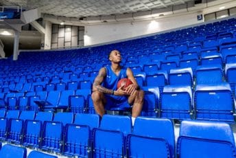 Rejnolds stigao u Podgoricu: Radiću naporno kako bi navijači vidjeli koliko mogu Rejnolds stigao u Podgoricu: Radiću naporno kako bi navijači vidjeli koliko mogu