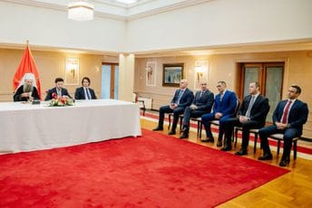 Ko je to zavaravao javnost: Gdje su vam 54 poslanika Ko je to zavaravao javnost: Gdje su vam 54 poslanika