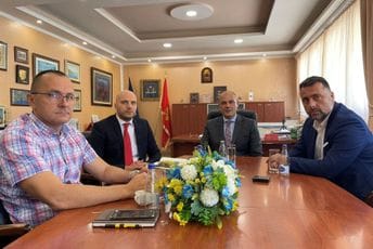 Božović organizovao sastanak povodom buke na teritoriji opštine; Đurović: Spremni smo da pomognemo Božović organizovao sastanak povodom buke na teritoriji opštine; Đurović: Spremni smo da pomognemo