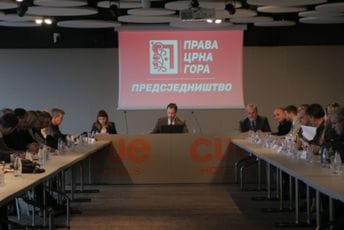 Prava Crna Gora: Danas okončati stodnevnu agoniju pučista Prava Crna Gora: Danas okončati stodnevnu agoniju pučista