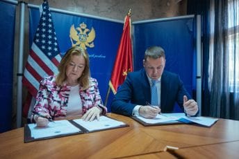 Adžić-Rajnke: Podrška SAD-a MUP-u i Upravi policije u vidu vrijedne donacije Adžić-Rajnke: Podrška SAD-a MUP-u i Upravi policije u vidu vrijedne donacije