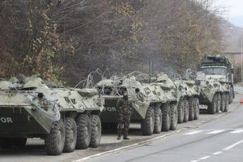 KFOR: Povećali smo prisustvo na prelazima Jarinje i Brnjak KFOR: Povećali smo prisustvo na prelazima Jarinje i Brnjak