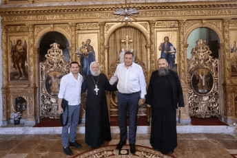 Dodik posjetio manastir Praskvica u Paštrovićima Dodik posjetio manastir Praskvica u Paštrovićima