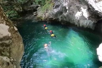 Kanjon Nevidio: Uske litice i nesvakidašnji prizori Kanjon Nevidio: Uske litice i nesvakidašnji prizori