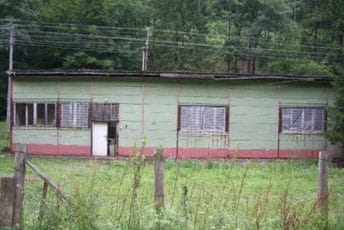 Osnivač logora u kojem su ubijani i mučeni Bošnjaci – u Gradskom vijeću Beograda Osnivač logora u kojem su ubijani i mučeni Bošnjaci – u Gradskom vijeću Beograda