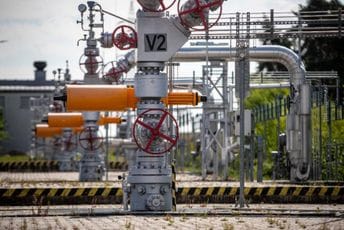 Izvoz ruskog gasa u Evropu pao za 44 odsto na višedecenijski minimum