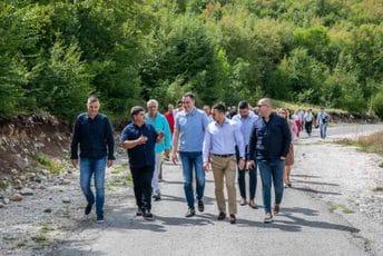 Vuković obišao radove na putu u Kučima: Glavni grad ulaže u razvoj ovog dijela Podgorice