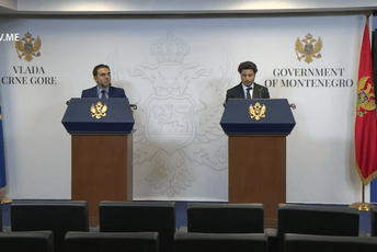 Đurašković: Generalni utisak da je policija mogla reagovati brže; Abazović: Ne vidim da je propust što helikopteri nijesu angažovani Đurašković: Generalni utisak da je policija mogla reagovati brže; Abazović: Ne vidim da je propust što helikopteri nijesu angažovani