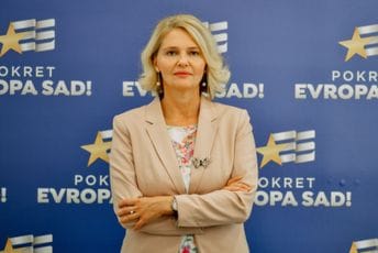 Injac povukla prijedlog o izmijeni Odluke o osnivanju RTV Podgorica iz skupštinske procedure Injac povukla prijedlog o izmijeni Odluke o osnivanju RTV Podgorica iz skupštinske procedure