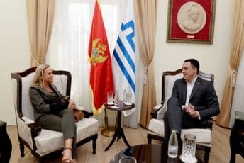 Vuković ugostio novoimenovanu ambasadorku Italije: Nastavak i unapređenje saradnje ostaju prioritet Vuković ugostio novoimenovanu ambasadorku Italije: Nastavak i unapređenje saradnje ostaju prioritet