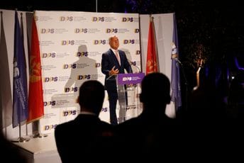 DPS počela kampanju u Bijelom Polju, Đukanović: Naša politika ovdje je dobila najkvalitetniji odgovor građana DPS počela kampanju u Bijelom Polju, Đukanović: Naša politika ovdje je dobila najkvalitetniji odgovor građana