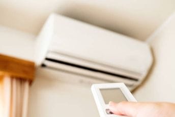 TE Pljevlja i EPCG strahuju da će se građani više grijati na struju TE Pljevlja i EPCG strahuju da će se građani više grijati na struju