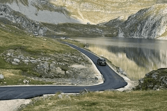 Politička promocija umjesto stvaranja novih vrijednosti Politička promocija umjesto stvaranja novih vrijednosti