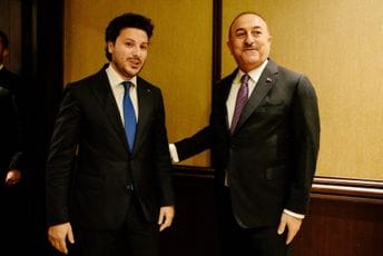 Abazović i Čavušoglu razgovarali o problemu nikšićke Željezare Abazović i Čavušoglu razgovarali o problemu nikšićke Željezare