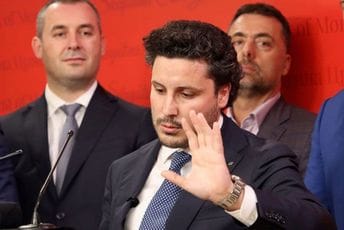 Da sjednemo i da se dogovorimo? Da sjednemo i da se dogovorimo?