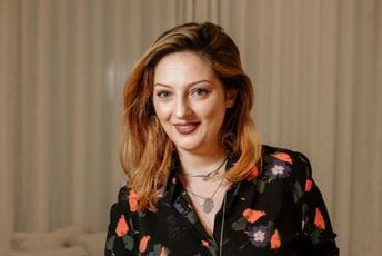 Djevojčice i žene treba ohrabriti i reći im da je njihov glas važan Djevojčice i žene treba ohrabriti i reći im da je njihov glas važan