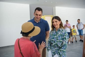 Vuković: Školu u Tološima će otvoriti premijer koji donatore proglašava kriminalcima Vuković: Školu u Tološima će otvoriti premijer koji donatore proglašava kriminalcima