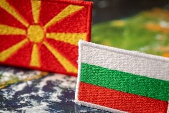 Makedonska opozicija odlučila da referendumom ruši Dogovor o prijateljstvu sa Bugarskom Makedonska opozicija odlučila da referendumom ruši Dogovor o prijateljstvu sa Bugarskom