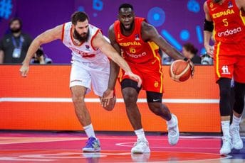 Crna Gora poražena od Španije: Sve će se rješavati sjutra veče protiv Gruzije Crna Gora poražena od Španije: Sve će se rješavati sjutra veče protiv Gruzije