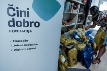 Školska oprema za 805 mališana iz 326 crnogorskih porodica Školska oprema za 805 mališana iz 326 crnogorskih porodica