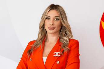 Moračanin: Novaković-Đurović i Adžić funkcionišu po principu - sad kad smo se dohvatili fotelja, nećemo ih puštati Moračanin: Novaković-Đurović i Adžić funkcionišu po principu - sad kad smo se dohvatili fotelja, nećemo ih puštati