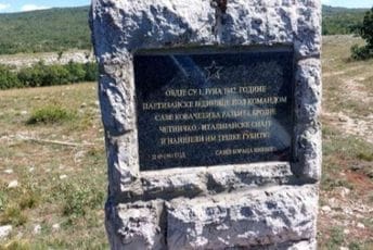 Obnovljena spomen-ploča u Čistoj vlaki Obnovljena spomen-ploča u Čistoj vlaki