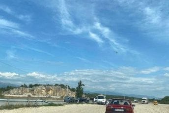 Udes na putu Danilovgrad-Nikšić, dvije osobe lakše povrijeđene Udes na putu Danilovgrad-Nikšić, dvije osobe lakše povrijeđene