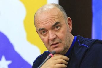 Duško Vujošević stručni konsultant u SC Derbiju Duško Vujošević stručni konsultant u SC Derbiju