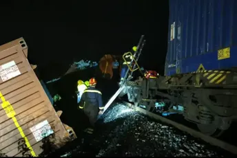 Hrvatska: Sudarili se teretni i putnički voz, ima poginulih i više povrijeđenih Hrvatska: Sudarili se teretni i putnički voz, ima poginulih i više povrijeđenih