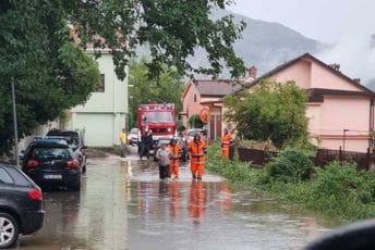 DPS Kotor: Lokalnu samoupravu i Komunalno preduzeće iznenadile prve kiše DPS Kotor: Lokalnu samoupravu i Komunalno preduzeće iznenadile prve kiše