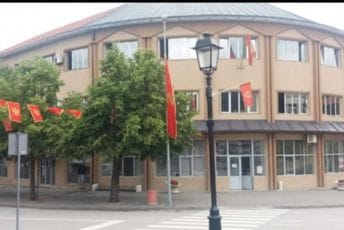 Opština Pljevlja povećava zarade zaposlenima koji nisu pravedno obuhvaćeni programom Evropa sad Opština Pljevlja povećava zarade zaposlenima koji nisu pravedno obuhvaćeni programom Evropa sad