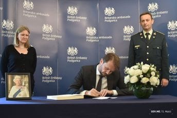 Konjević: Kraljica Elizabeta II, inspiracija generacijama koje dolaze Konjević: Kraljica Elizabeta II, inspiracija generacijama koje dolaze