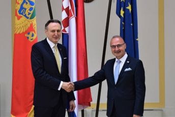 Krivokapić u Zagrebu: Crna Gora opredijeljena da se neriješena pitanja rješavanju kroz direktnu komunikaciju Krivokapić u Zagrebu: Crna Gora opredijeljena da se neriješena pitanja rješavanju kroz direktnu komunikaciju