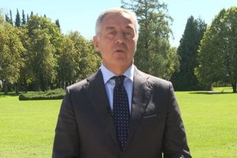 Đukanović: Crna Gora izdržala sva iskušenja u prethodne dvije godine, izbjegnuta konfliktna regionalna pitanja Đukanović: Crna Gora izdržala sva iskušenja u prethodne dvije godine, izbjegnuta konfliktna regionalna pitanja