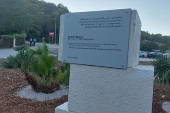 ''Barovićev čin ljudskosti i neslaganja sa zlom je simbol vrijednosti koje su temelj međusobnog poštovanja'' ''Barovićev čin ljudskosti i neslaganja sa zlom je simbol vrijednosti koje su temelj međusobnog poštovanja''